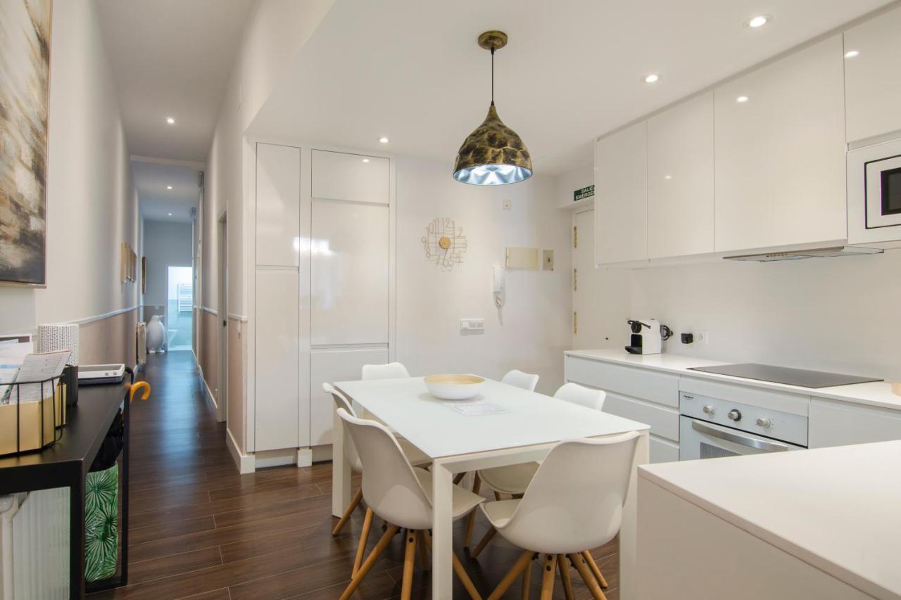 Apartamento En Santa Ana - Sol مدريد المظهر الخارجي الصورة